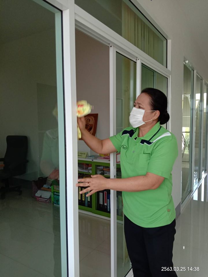 Big Cleaning  ทำความสะอาดสถานที่ปฏิบัติงานภายใน สนง.ทต.กระบี่น้อย