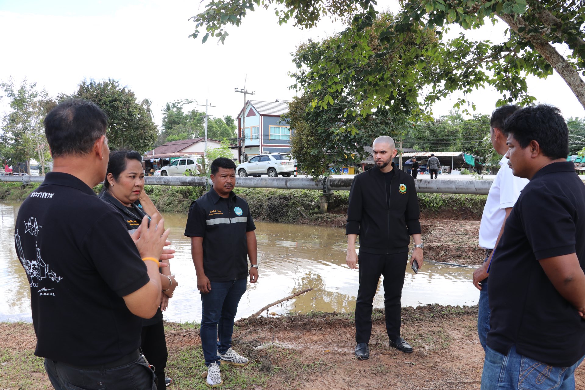 ร่วมลงพื้นที่ ดูความเรียบร้อย การเตรียมการ จัดสถานที่ลอยกระทงให้แก่ประชาชน ในวัน ❝ วันลอยกระทง 2568 ❞