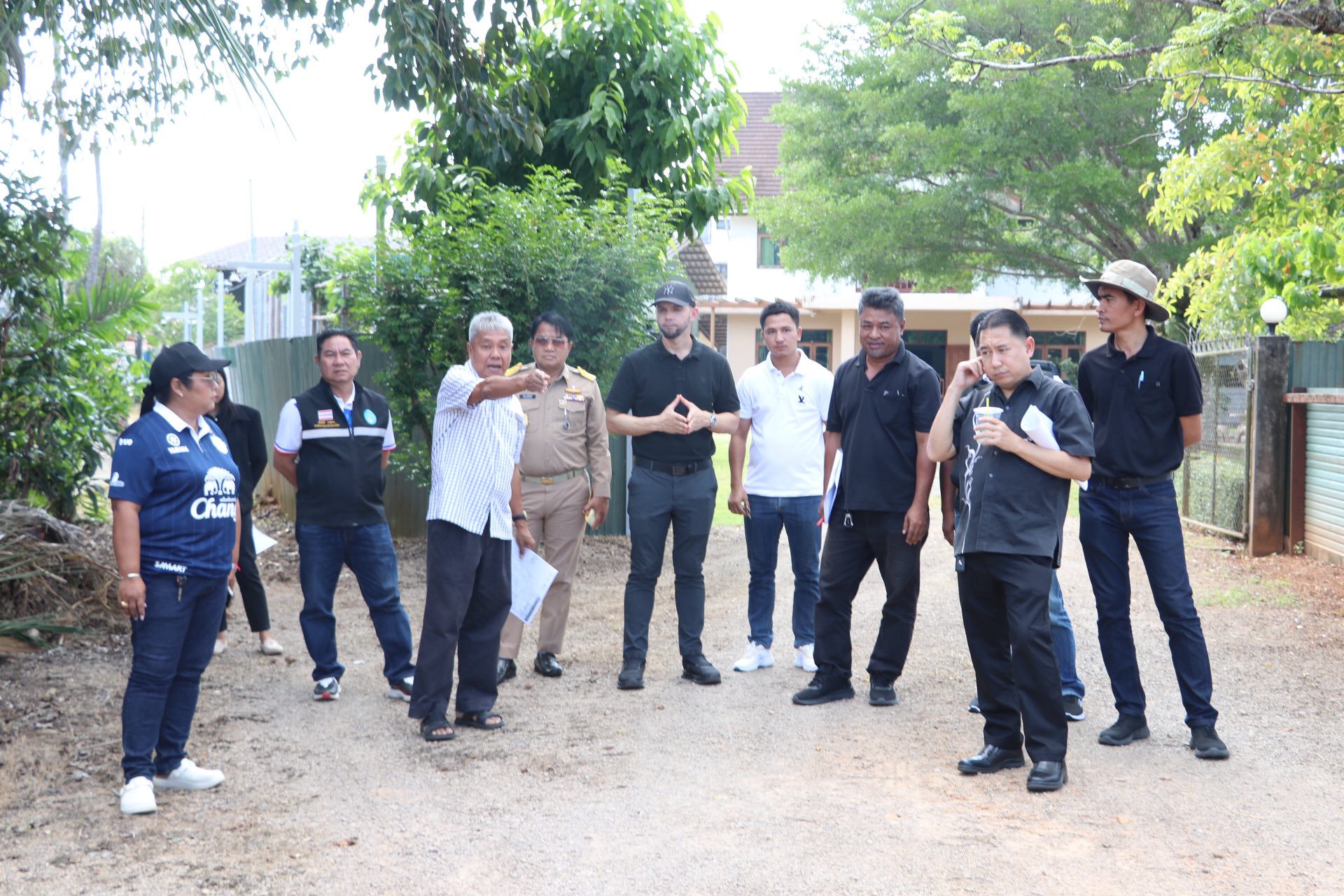 ร่วมลงพื้นที่ ตรวจสอบข้อเท็จจริง ได้รับแจ้งปัญหาข้อร้องเรียน