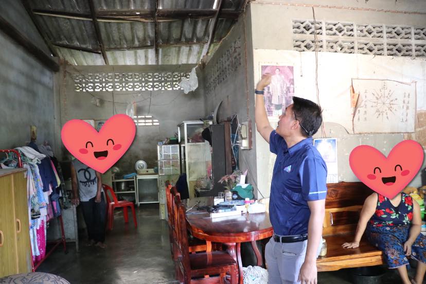 เจ้าหน้าที่ งานสวัสดิการสังคม สำนักปลัดเทศบาล เทศบาลตำบลกระบี่น้อย ร่วมกับ สมาชิกสภาเทศบาล ประธานเครือข่ายชุมชน