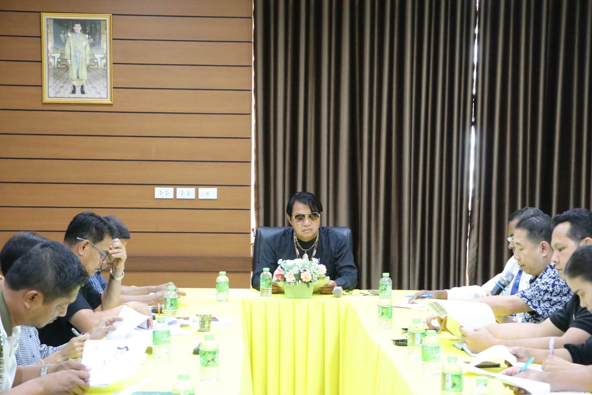 เทศบาลตำบลกระบี่น้อย #ร่วมประชุมหารือ เตรียมความพร้อมต้อนรับ นายกรัฐมนตรี (นายอนุทิน ชาญวีรกูล) และรัฐมนตรีว่าการกระทรวงมหาดไทย ในพิธีทอดผ้าป่าสามัคคี เพื่อสมทบทุนสร้างศาสนสถานของ #วัดถ้ำเสือ